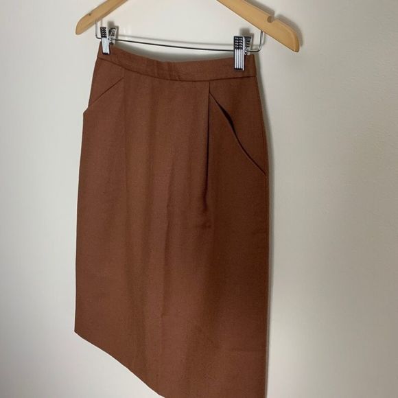 Vintage designer Christian Dior wool skirt. 90s camel color skirt. - Picture 6 of 7